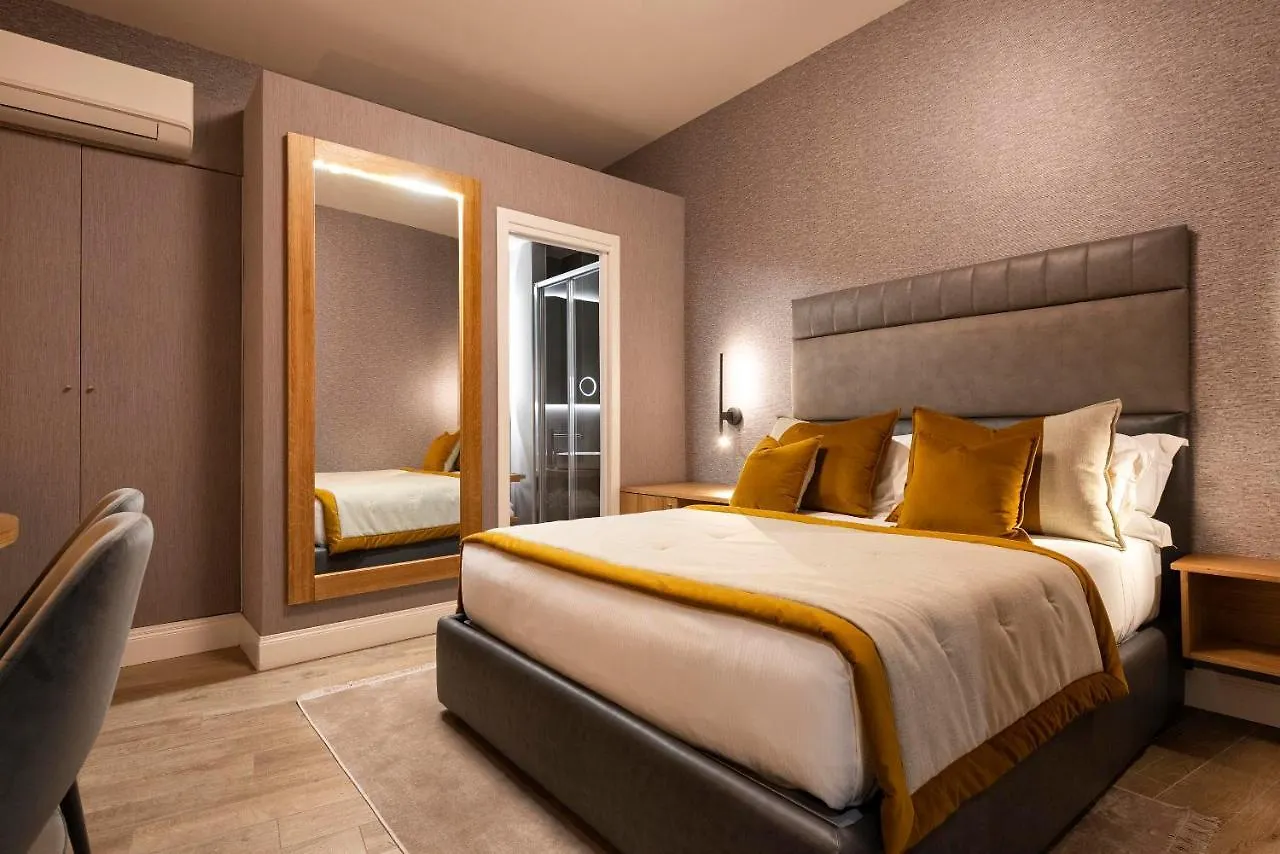 ** بيت ضيافة Royal Rooms Corso روما إيطاليا
