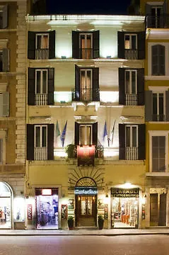 Royal Rooms Corso روما بيت ضيافة